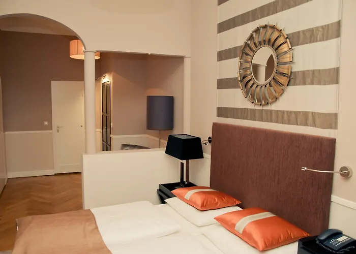 Elba Am Kurfuerstendamm - Design Chambers Отель 3*