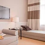 Elba Am Kurfuerstendamm - Design Chambers 3* Berlim