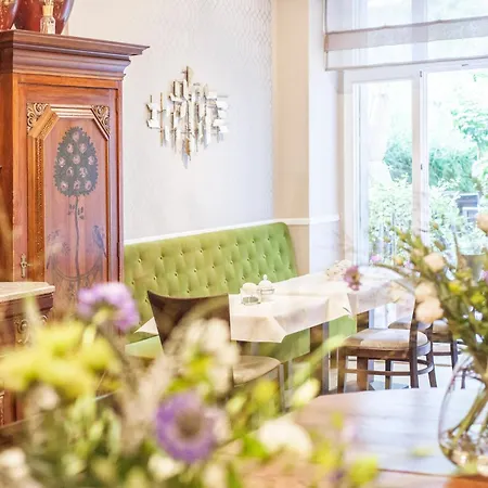 Elba Am Kurfuerstendamm - Design Chambers