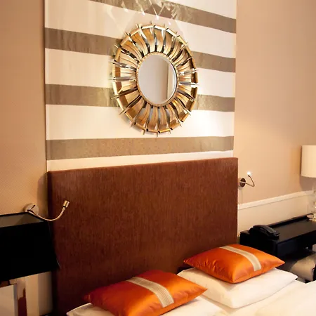 Elba Am Kurfuerstendamm - Design Chambers 3* Berlim