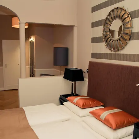 Elba Am Kurfuerstendamm - Design Chambers Otel 3*